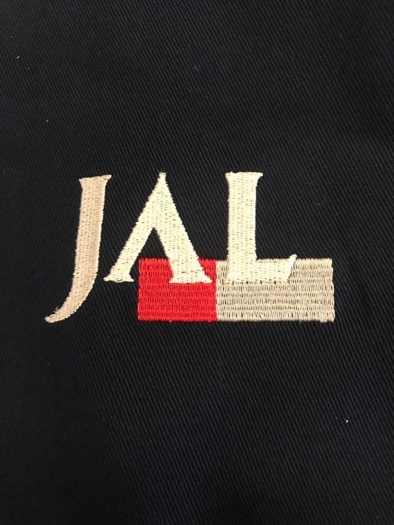 貴重　新品未使用　JALエプロン旧ロゴ入り　飛行機バッジ絵はがきなど付き　1点物