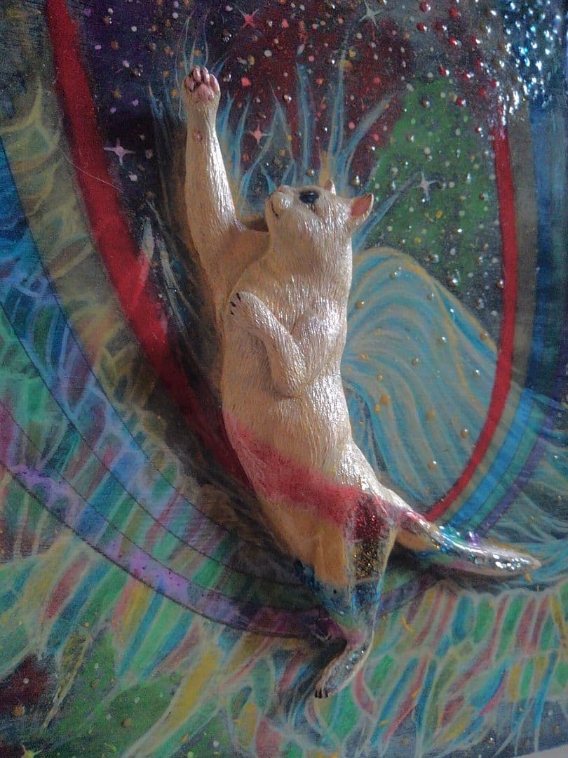 木彫りの猫 虹の橋の壁掛け