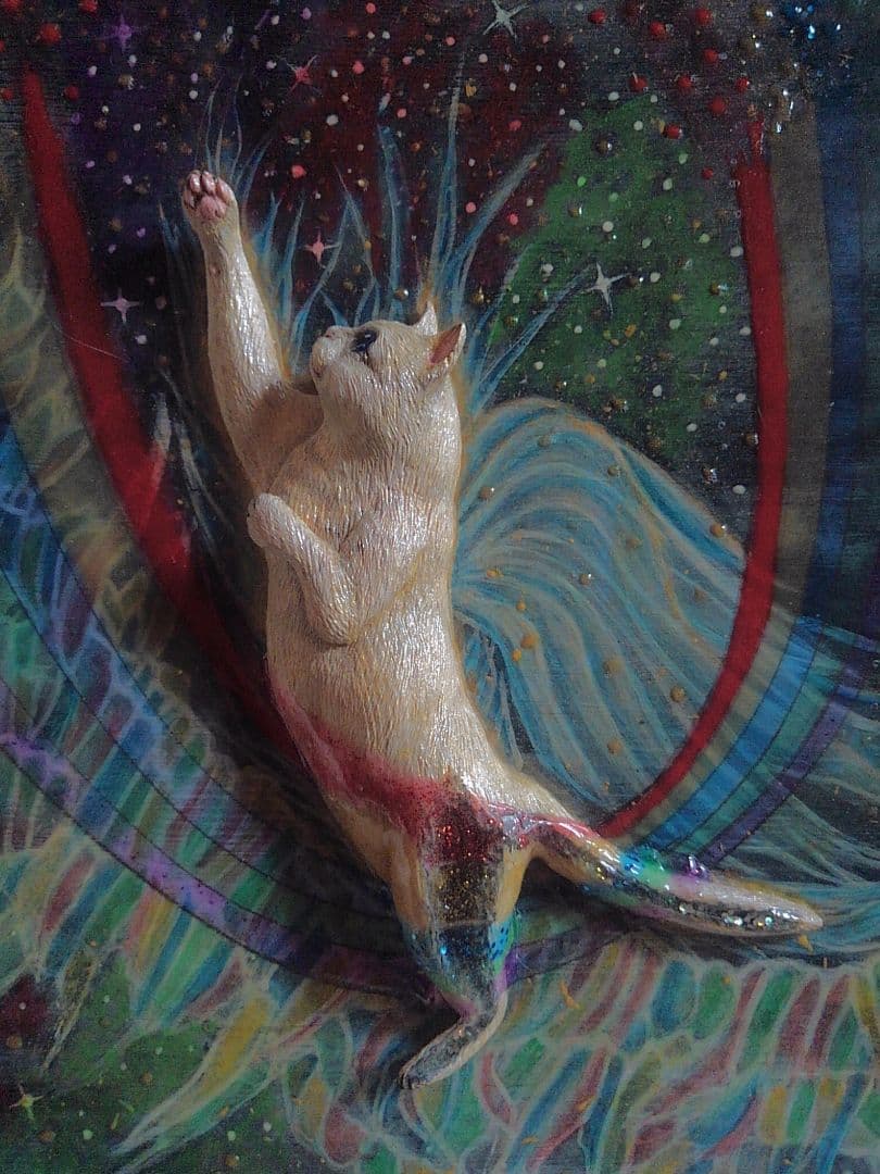 木彫りの猫 虹の橋の壁掛け