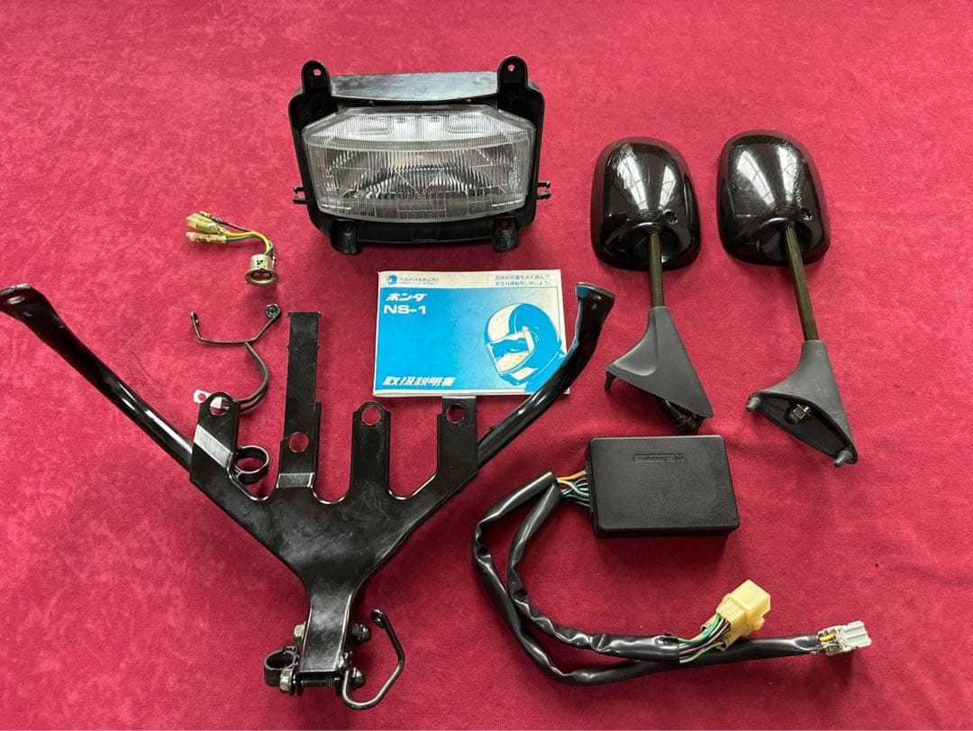 ⭐︎NS-1 カウルステー 中古美品おまけ付き