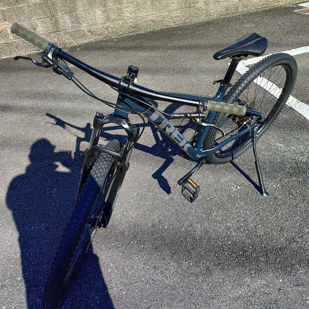 【引取り限定】Trek MARLIN 7 2021 モデル　29インチ　ネイビー