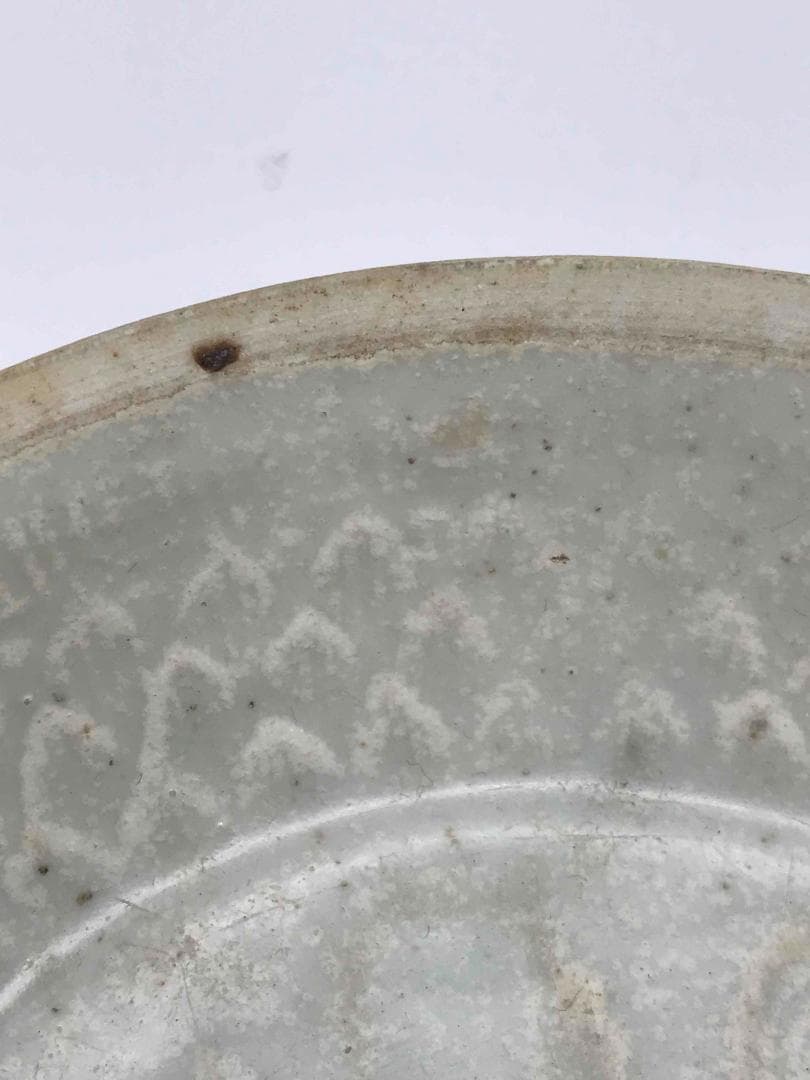 北宋時代　青白磁刻蓮花魚文盤　青磁皿　茶鉢　景徳鎮時代物　旧家蔵出し(D-59)