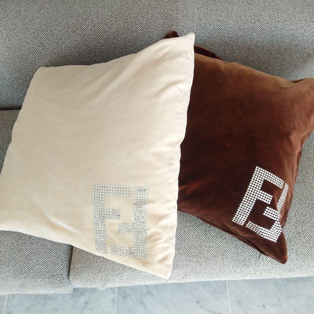 FENDI　フェンディ　ラインストーン　クッション　ベロア　2点