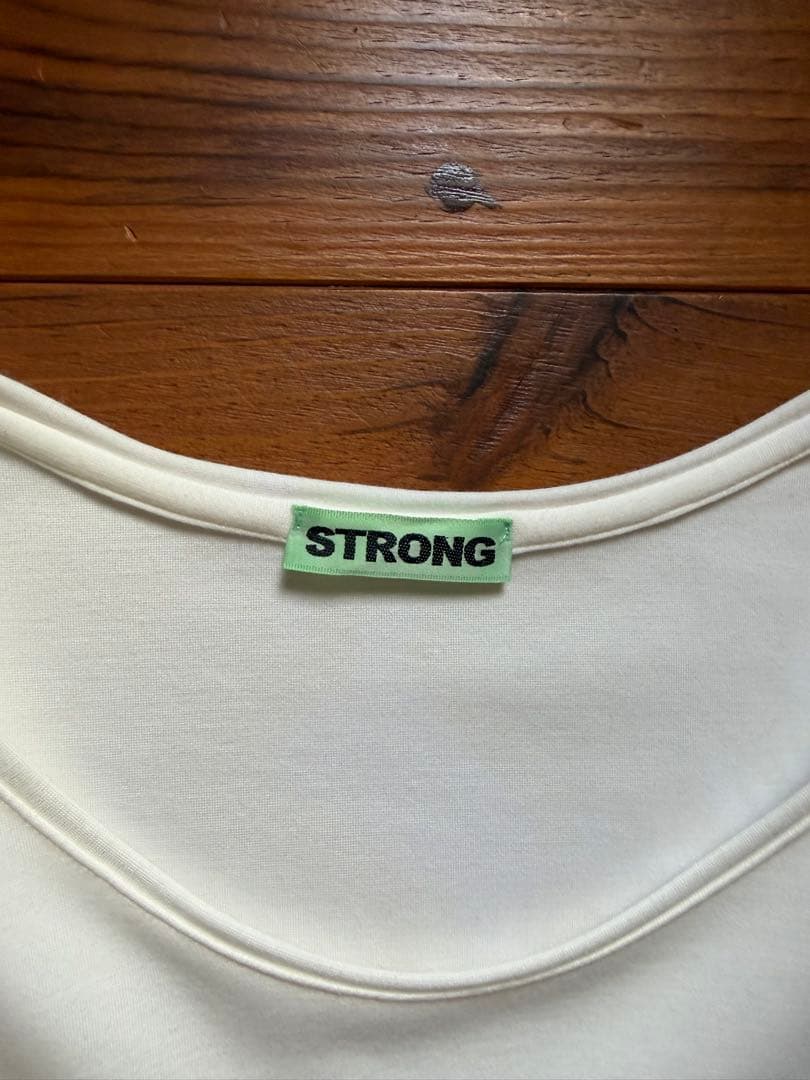 STRONG ホワイト 長袖カットソー