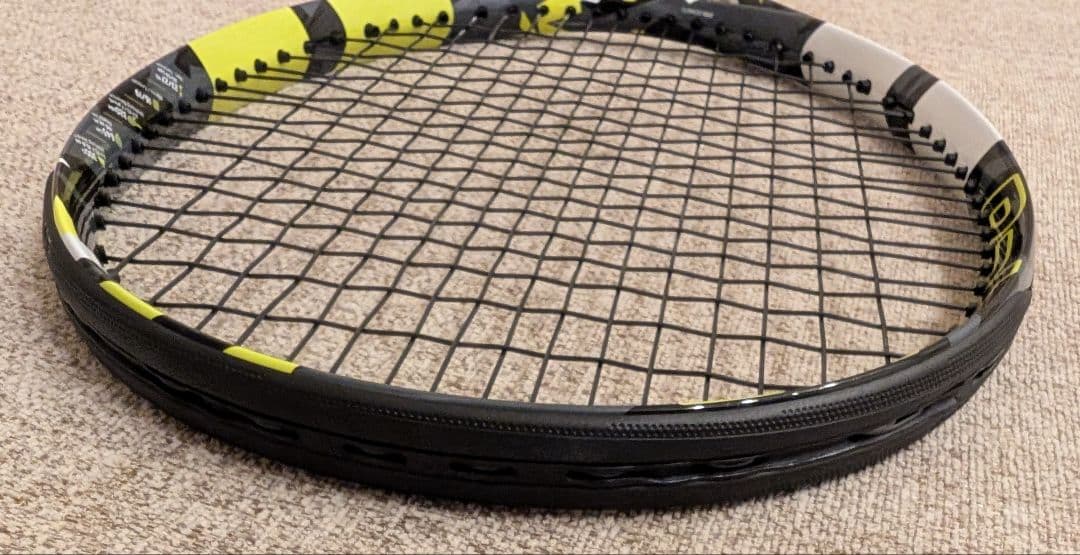 【極美品】Babolat バボラ 2022年8月発売モデル ピュアアエロ G2