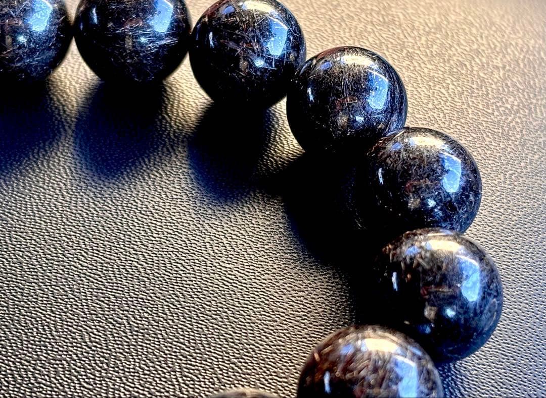 夢幻品質　幻のギャラクシースターリングブラックルチルクォーツ　二酸化チタン針