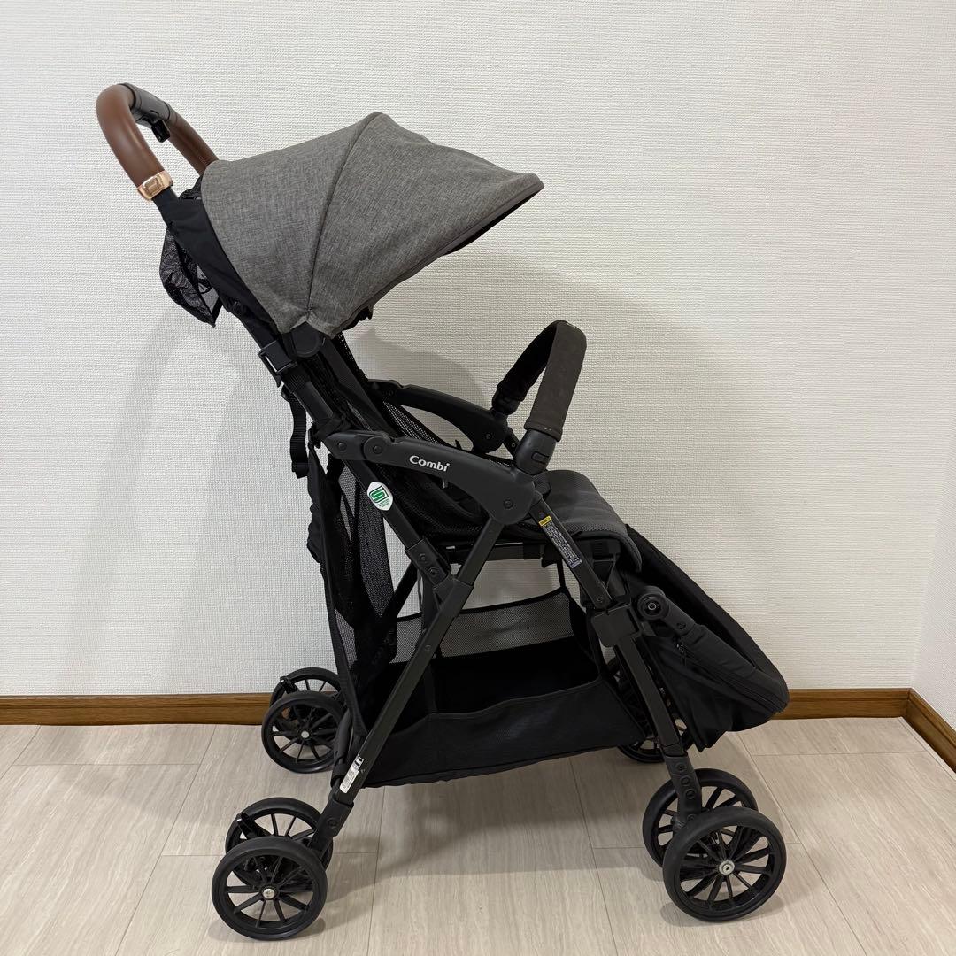 【美品】コンビ　Acbee plus AN アクビィプラス　B型ベビーカー