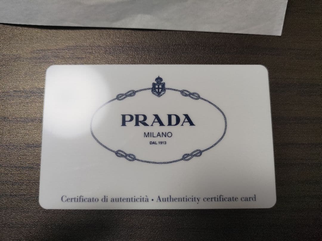 【極美品】PRADA ブラック サフィアーノレザー マネークリップ