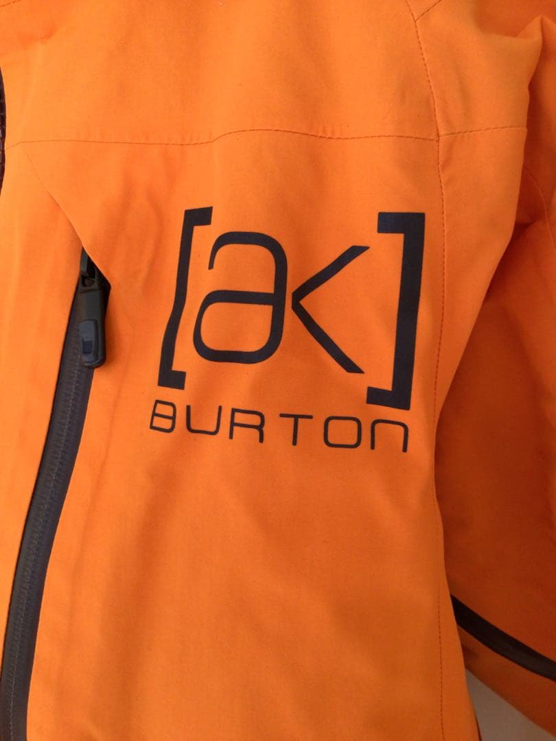 Burton [ak] GORE-TEX ジャケット XS ブランド　人気