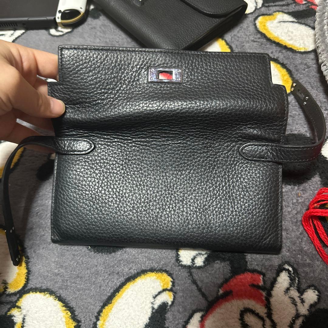 HERMES 黒長財布