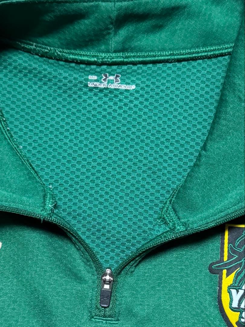 Under Armour サッカーウェア 緑色 長袖