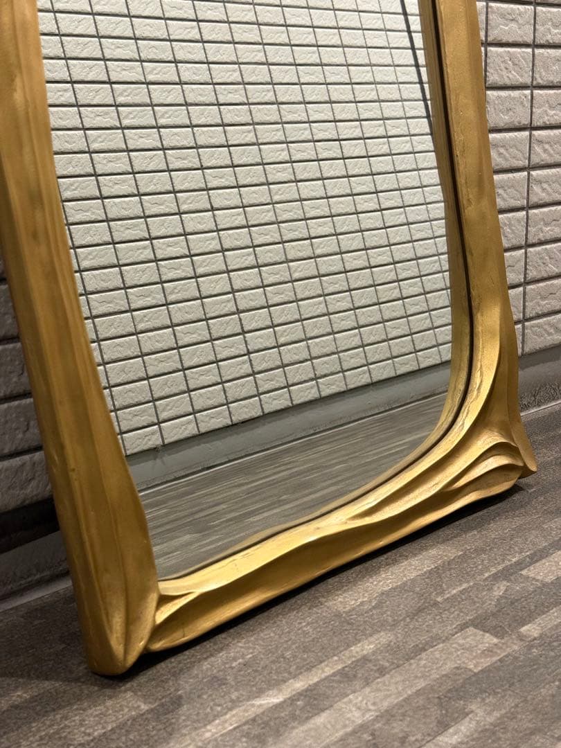 み*ぃ様 【早い者勝ち！】antique mirror 壁掛けゴールド アンティ