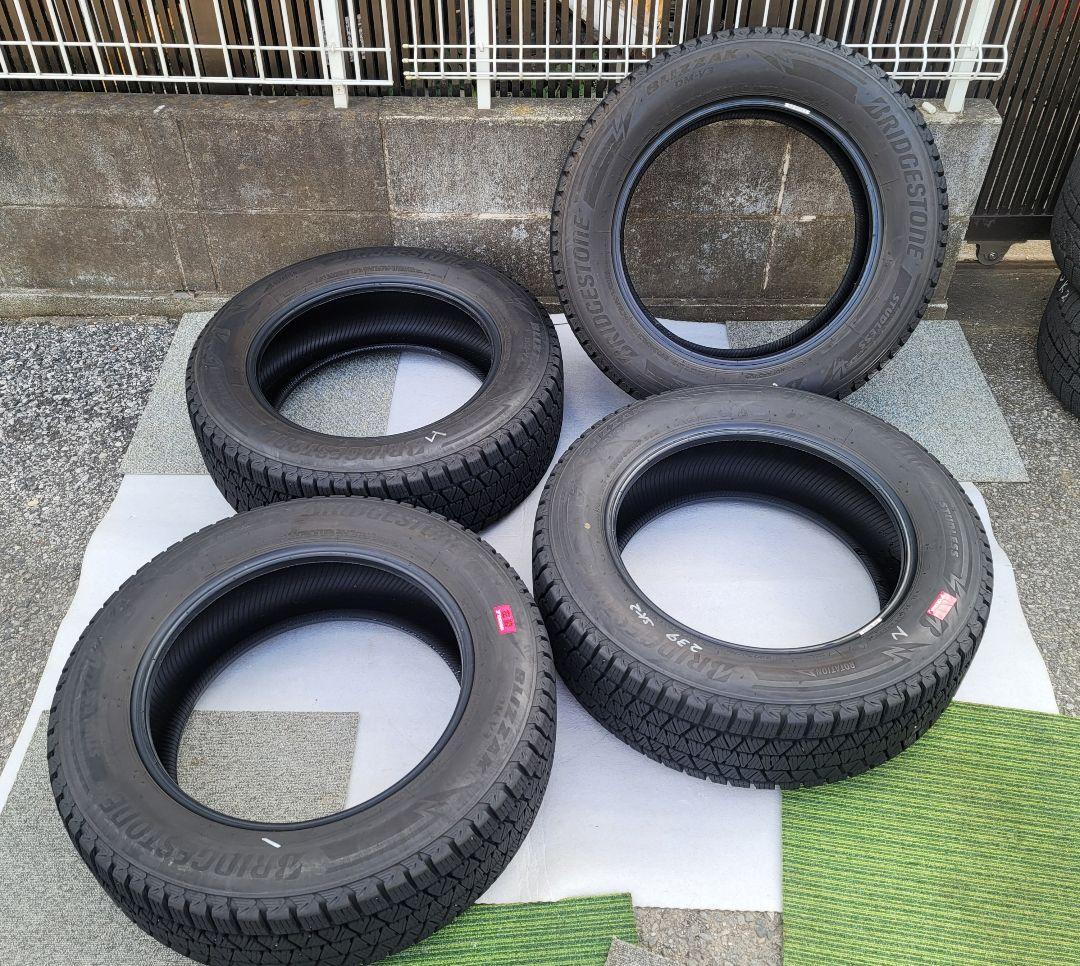 ブリヂストン ブリザック DM-V3 17インチ225/60R17 99Q