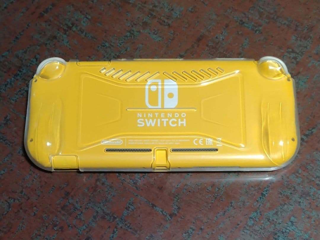 Switch Lite イエロー