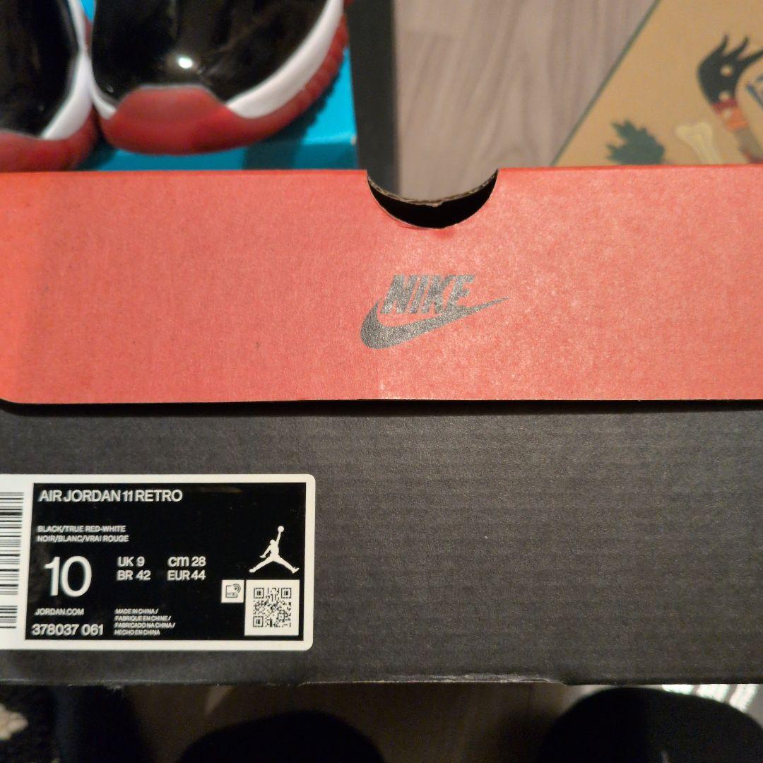 Nike Air Jordan 11 ブラック/レッド 10