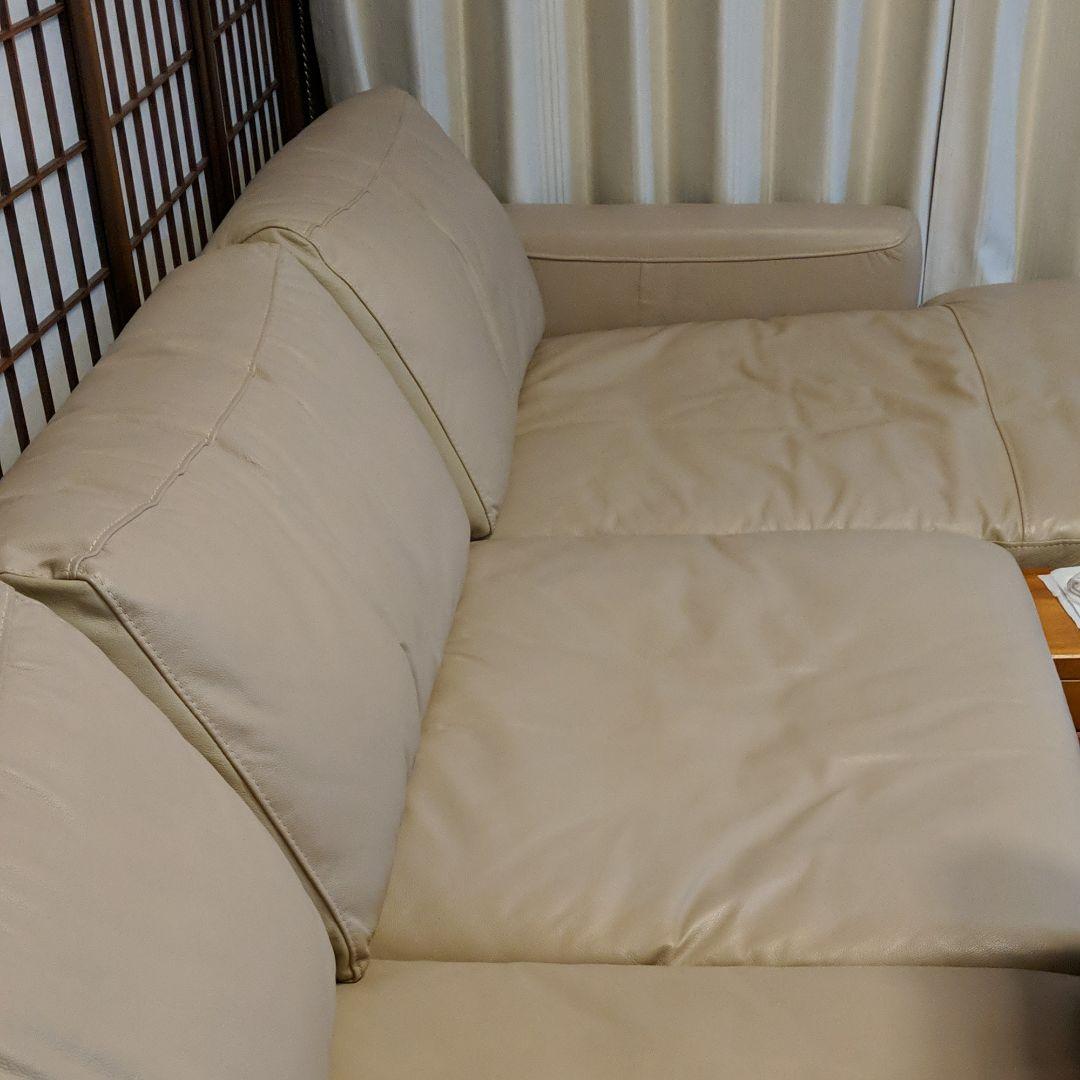 カウチソファー