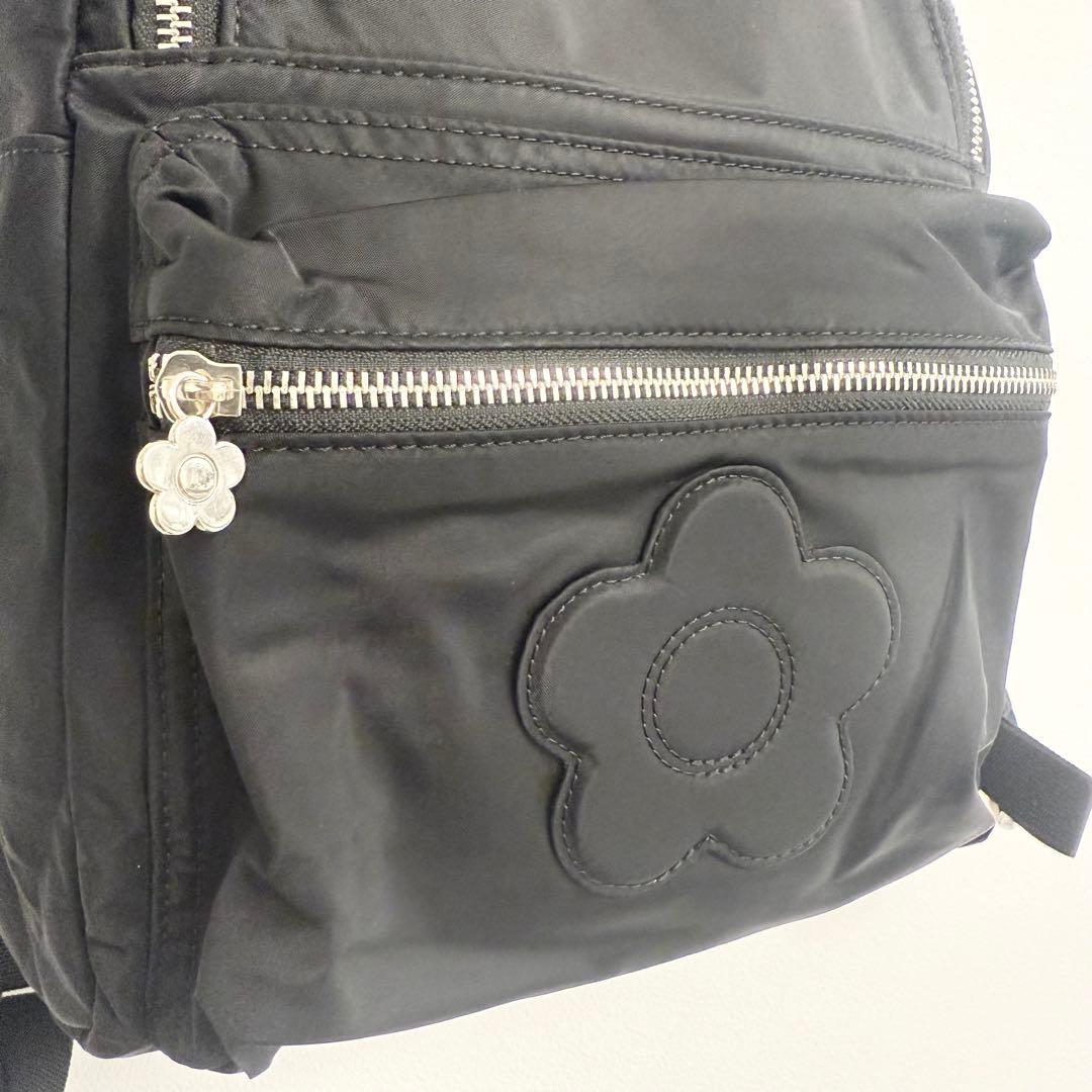 美品 MARY QUANT ナイロンマットサテンデイジー リュック ブラック
