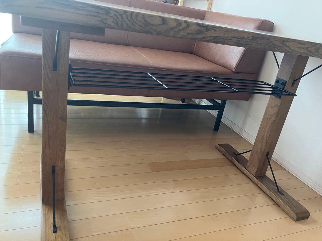 関家具　クラッシュゲート　ダイニングテーブル