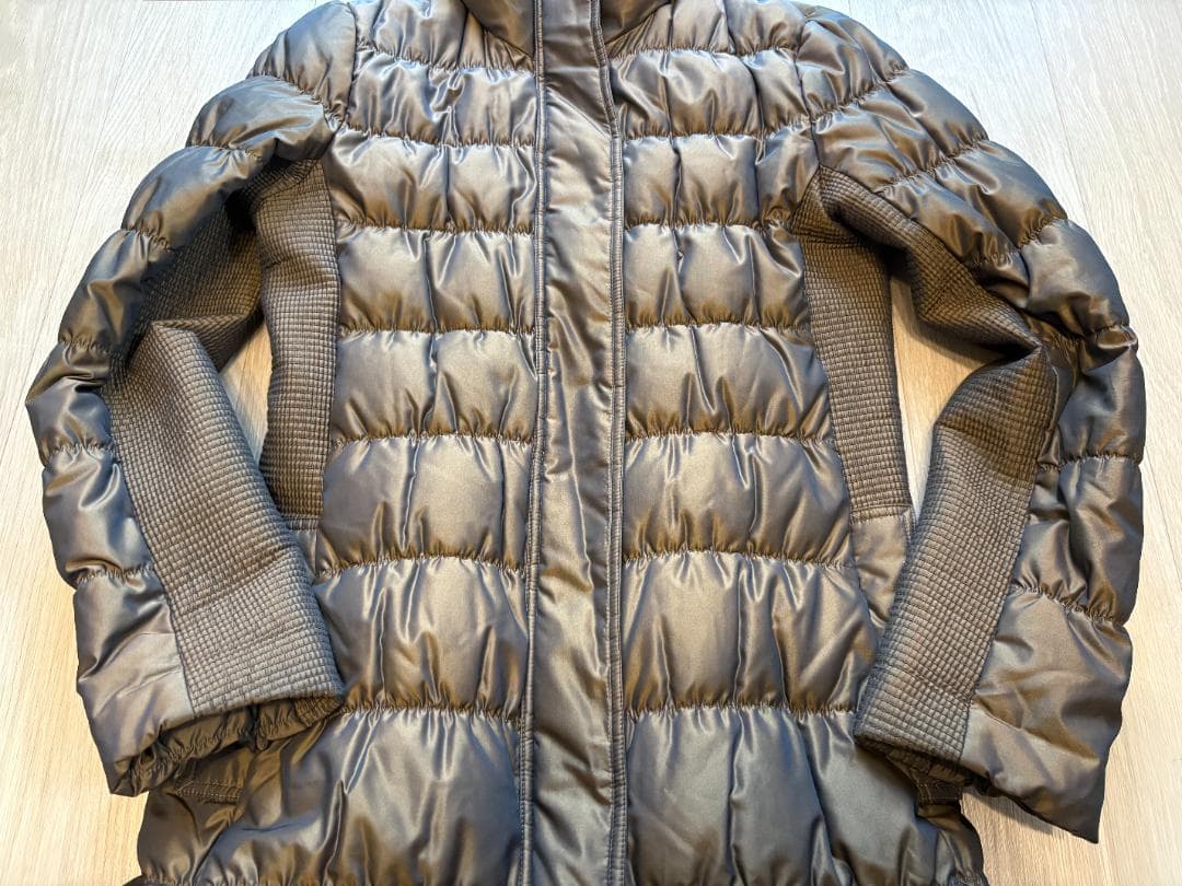 美品 BURBERRY LONDON ダウンコート 40サイズ ブラウン系