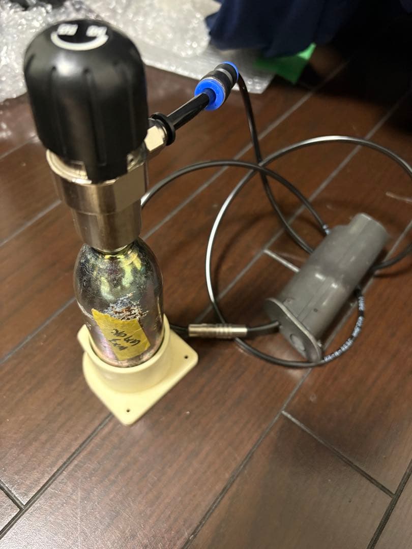 M870ブリーチャー用タンクとレギュレータと水草用co2