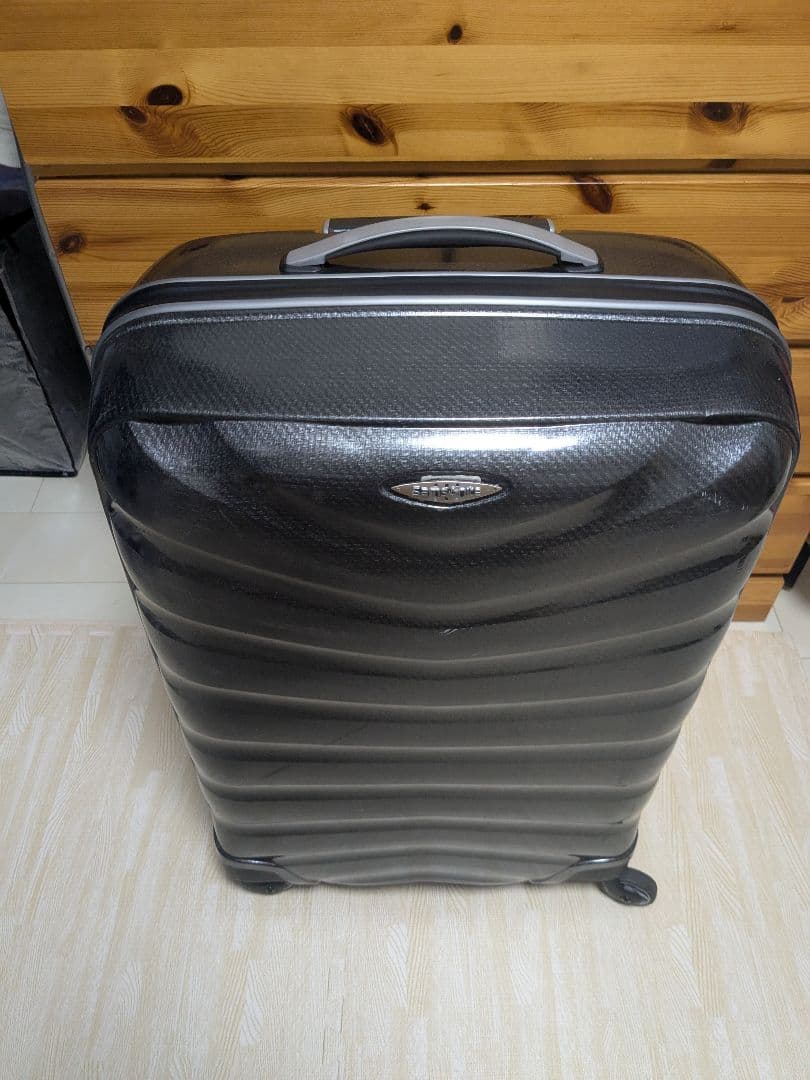 サムソナイト ハードスーツケース