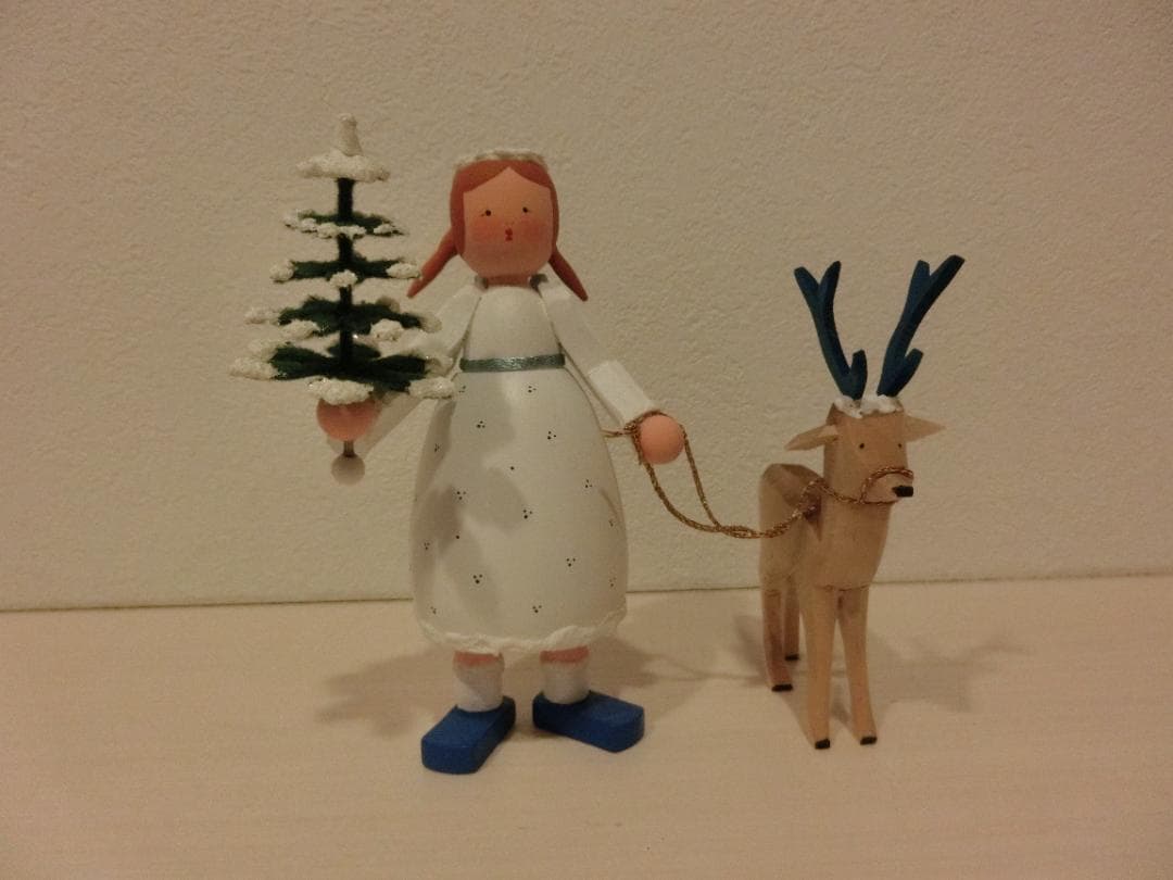 ドイツ製　Bettina Franke　クリスマスの天使とトナカイの置物