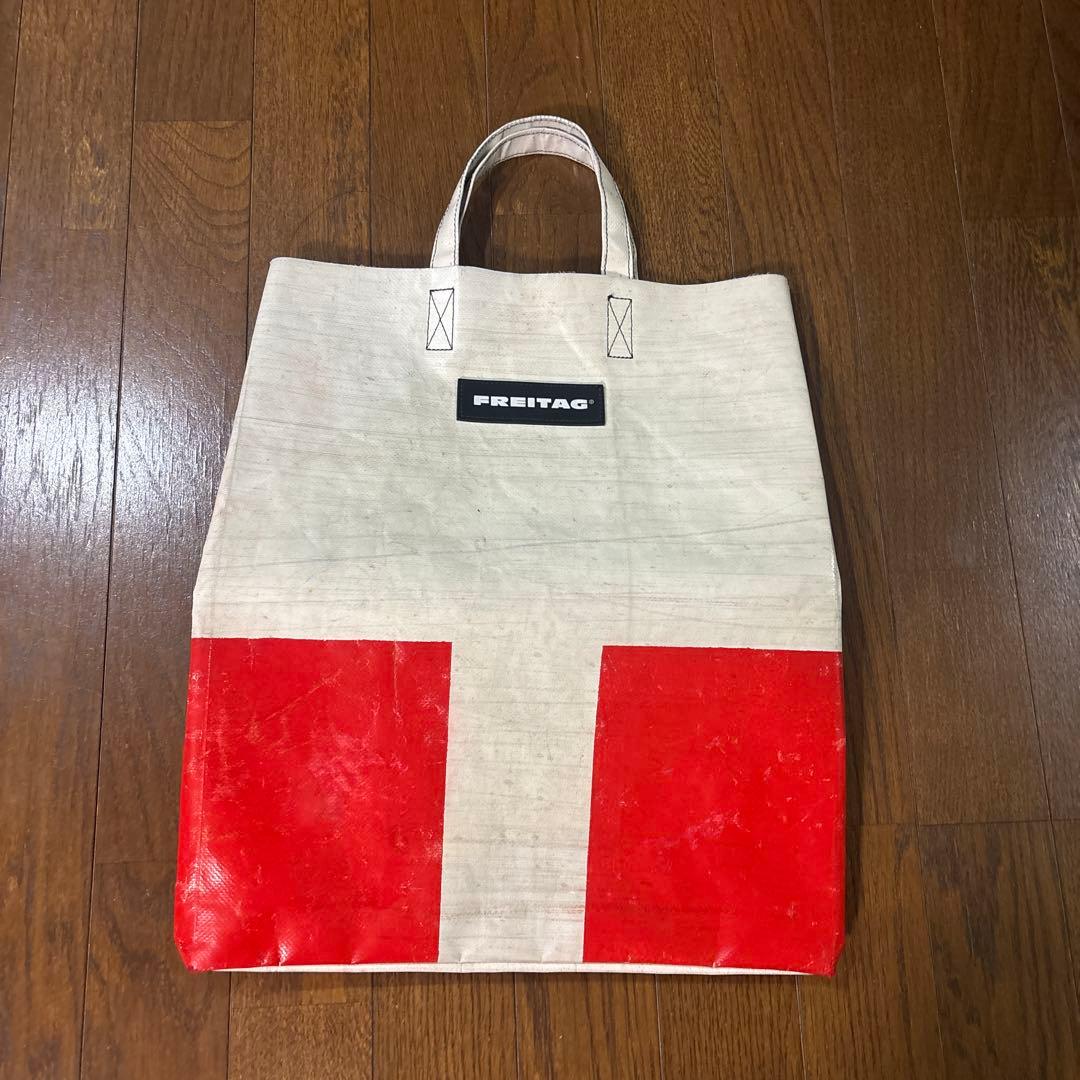 Freitag Miami vice トートバッグ ホワイト/レッド