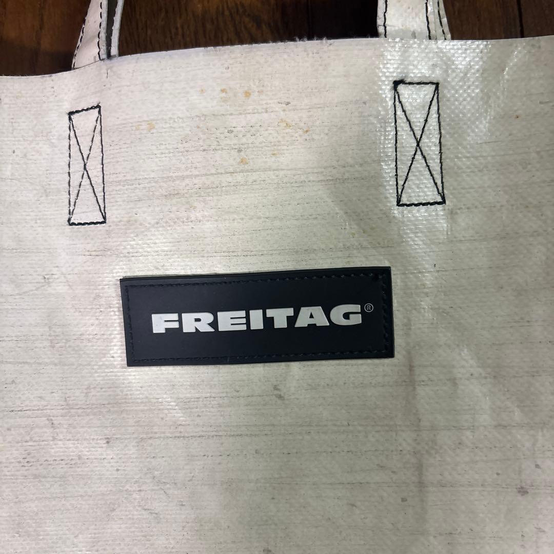 Freitag Miami vice トートバッグ ホワイト/レッド