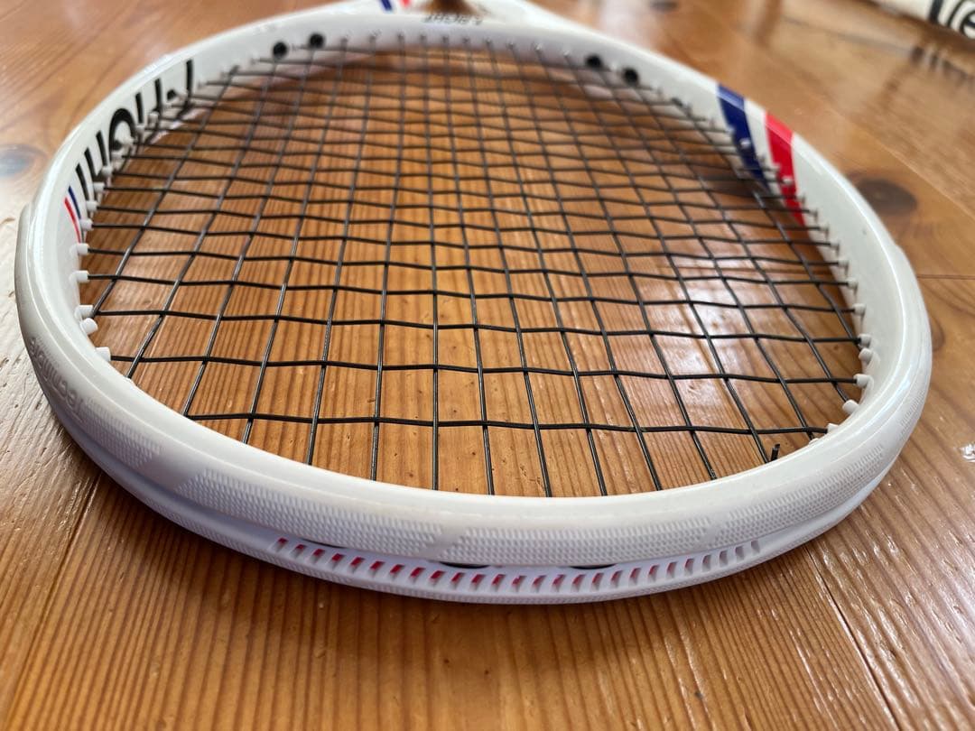 テクニファイバー Tecnifibre T-FIGHT 300 G2