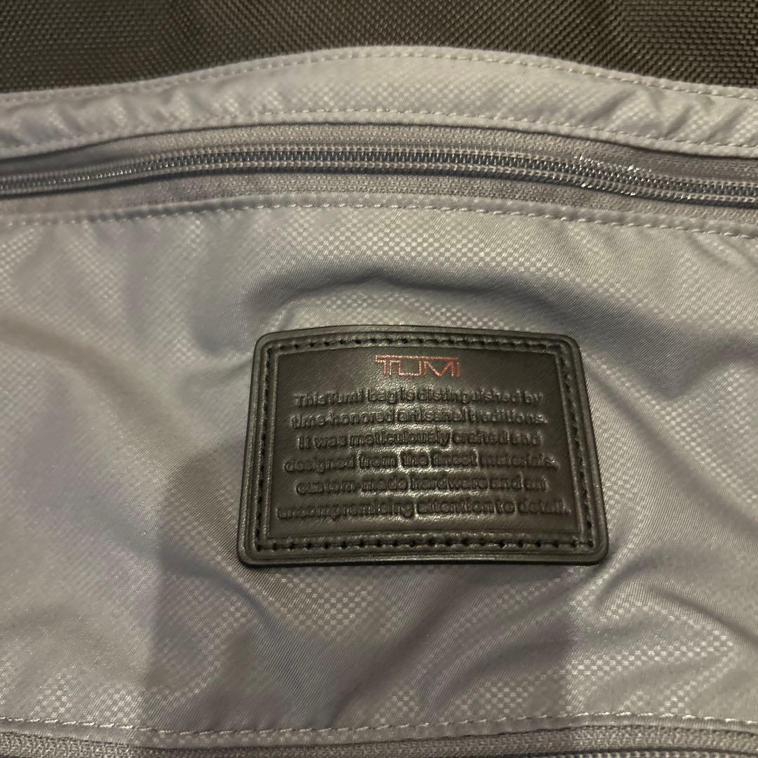 【美品】TUMI ブラック ガーメントバッグ