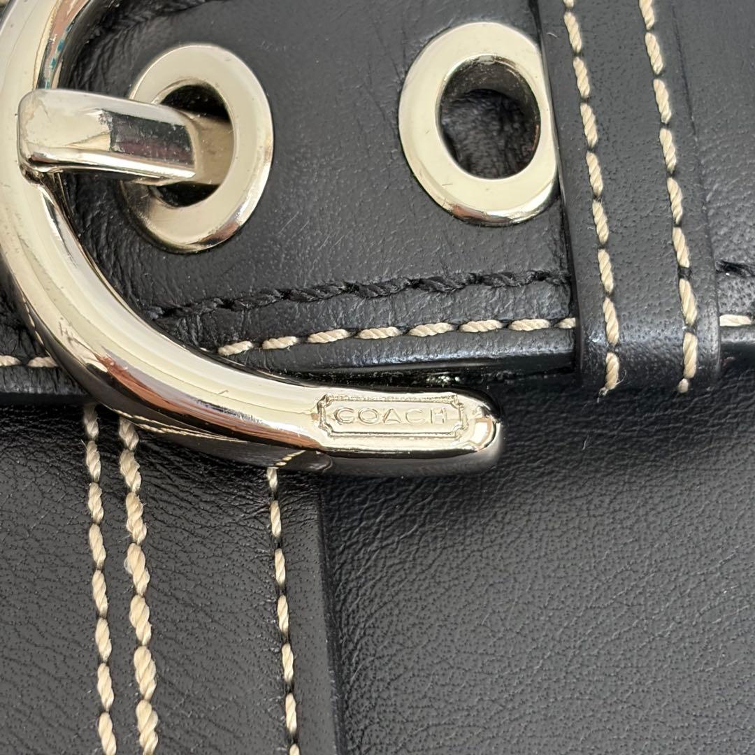 B-458 COACH 三つ折財布 ブラック レザー バックル 001
