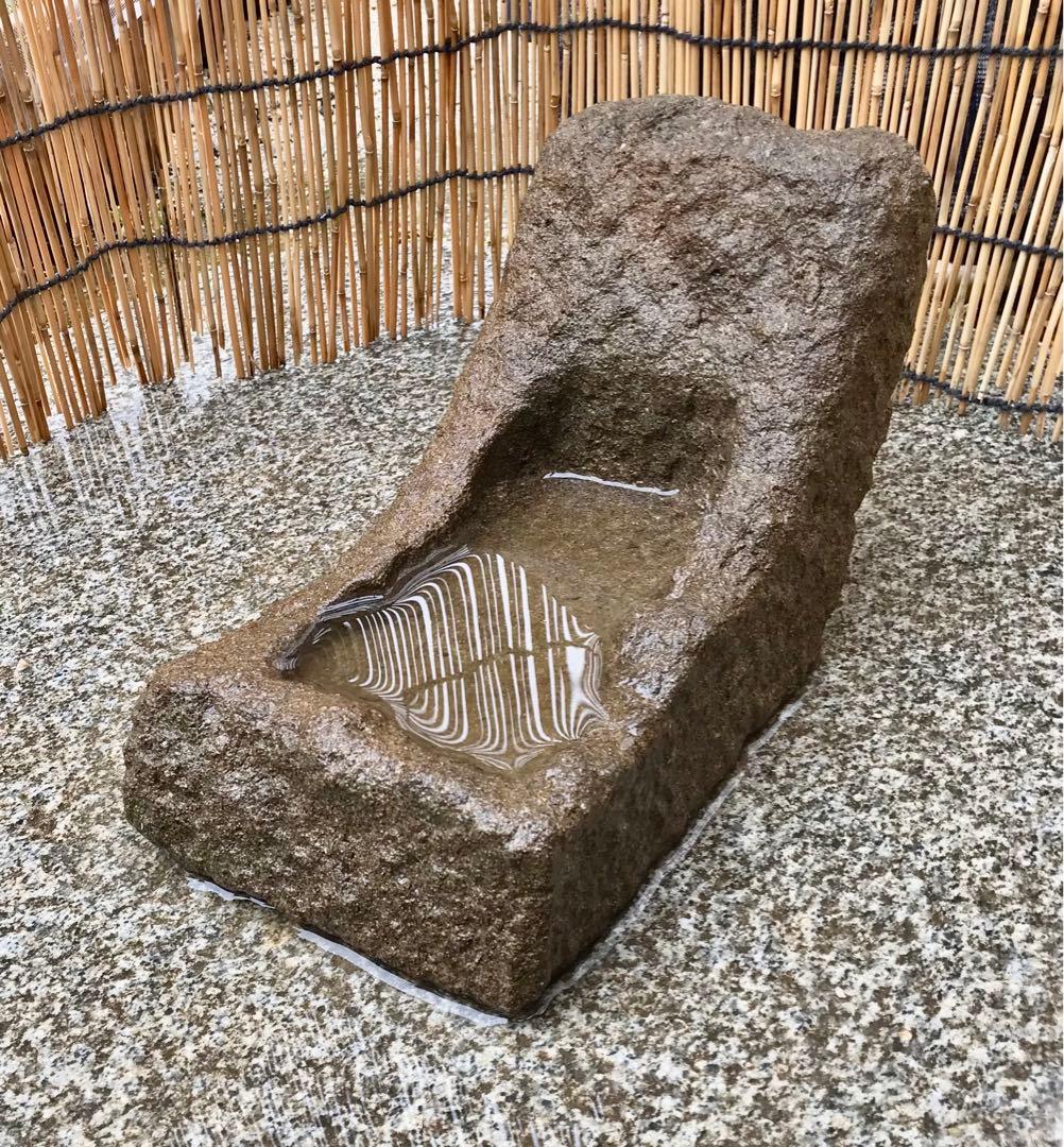 【天然自然石・一輪挿し鉢・寄せ植え鉢・小品盆栽鉢・石鉢・蹲・水鉢】庭石オブジェ