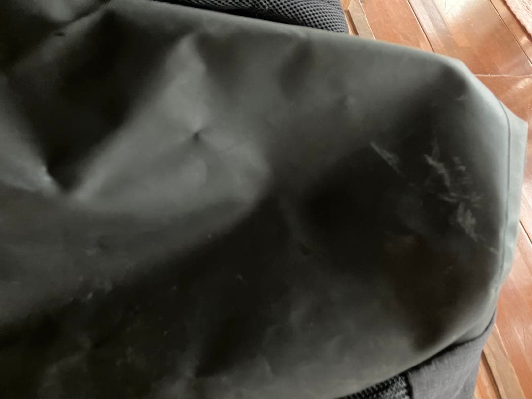 お盆値引美品希少patagoniaウェットスーツバック黒 大容量濡れ物乾き物両用