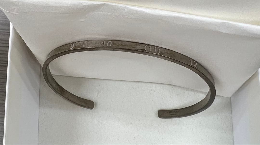 【メゾン　マルジェラ】カフブレスレット