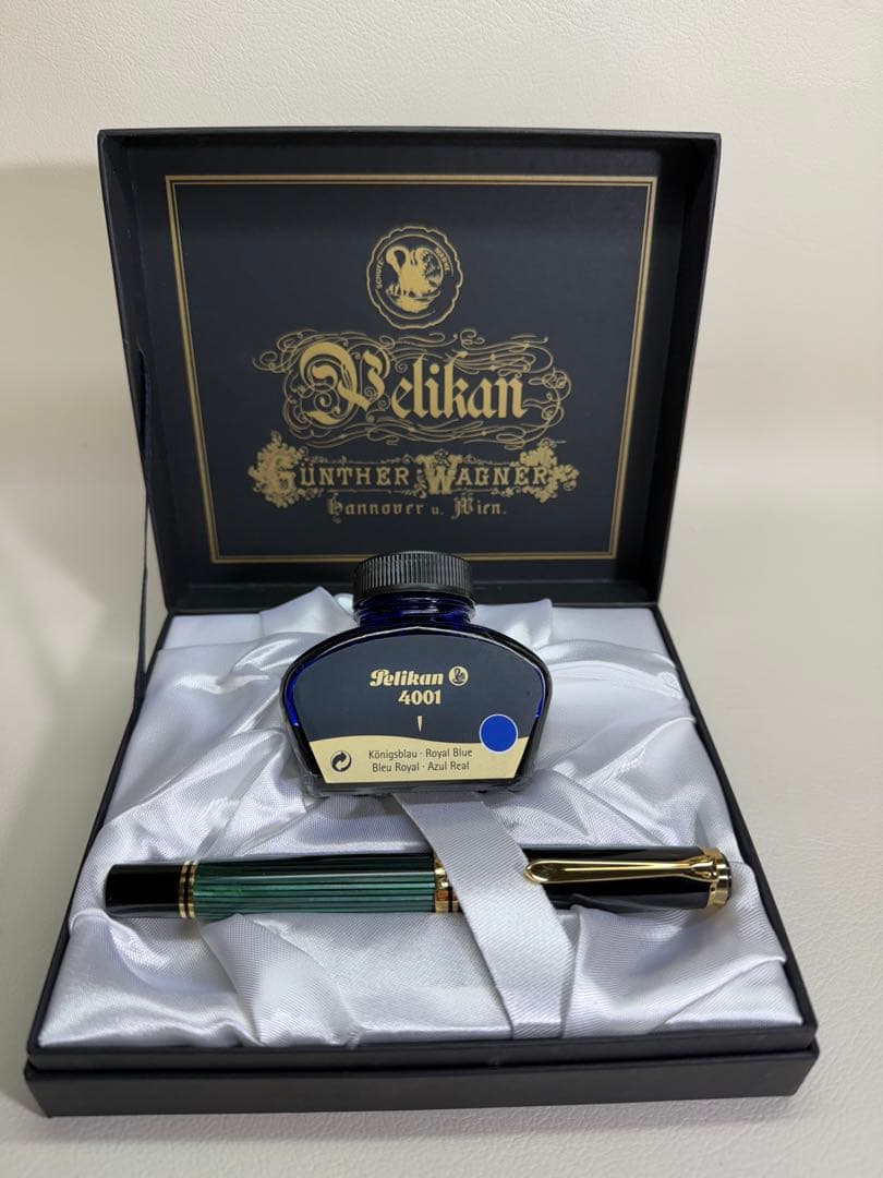 【極美品】ペリカンスーベレーン M1000 ギフト