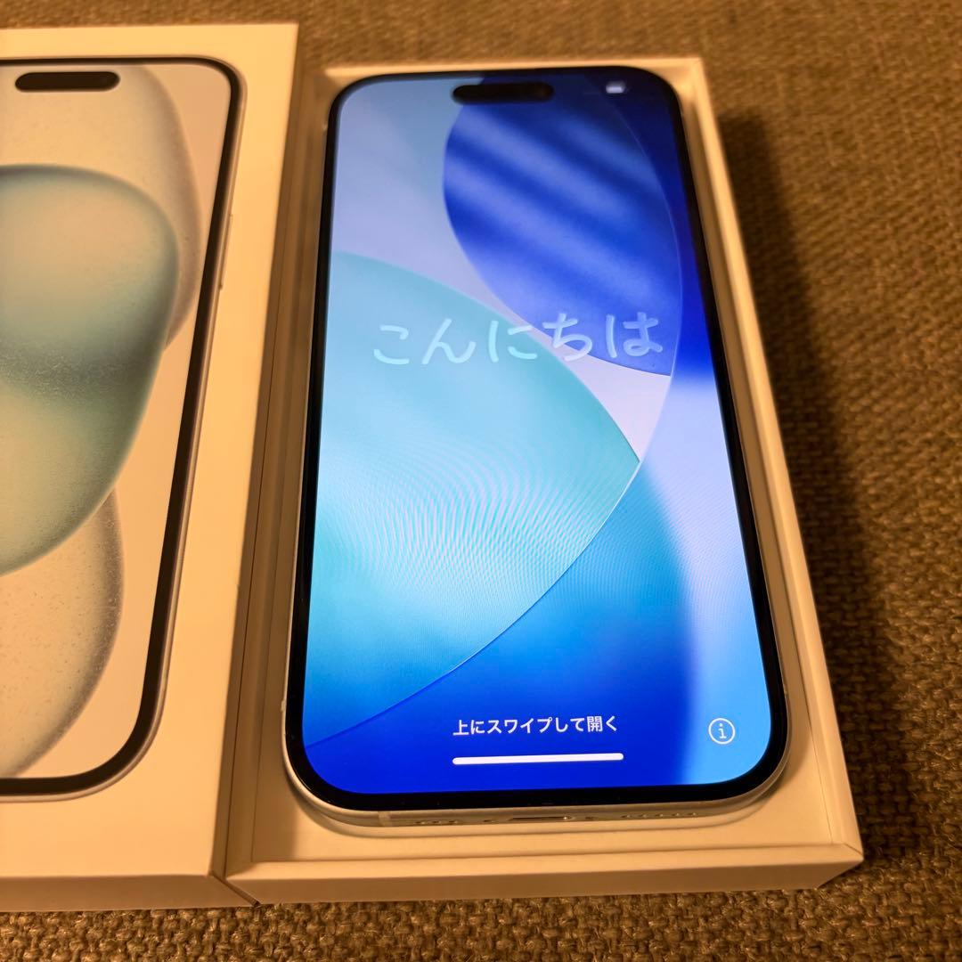 Apple iPhone 15 128GBブルー 本体 箱 ケーブル ケース付き
