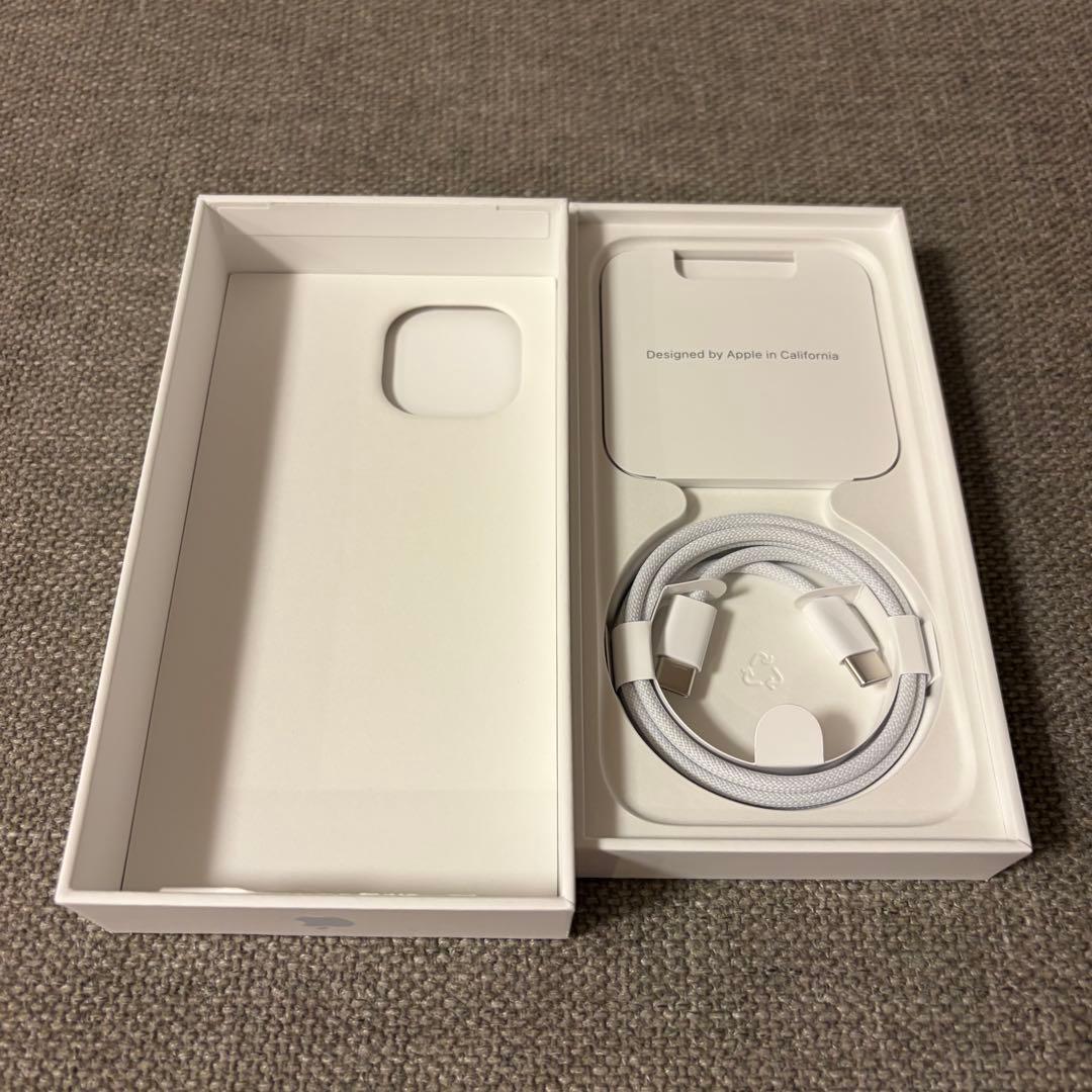 Apple iPhone 15 128GBブルー 本体 箱 ケーブル ケース付き