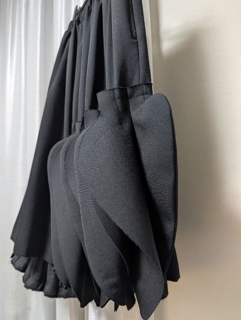 COMME des GARÇONS 2024 スカート 2回着用