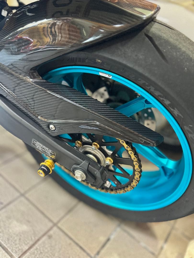 zx25r カーボンリアフェンダー