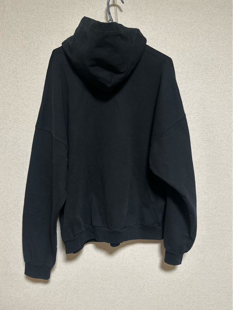 PARIS BALENCIAGA フード付きパーカー 黒