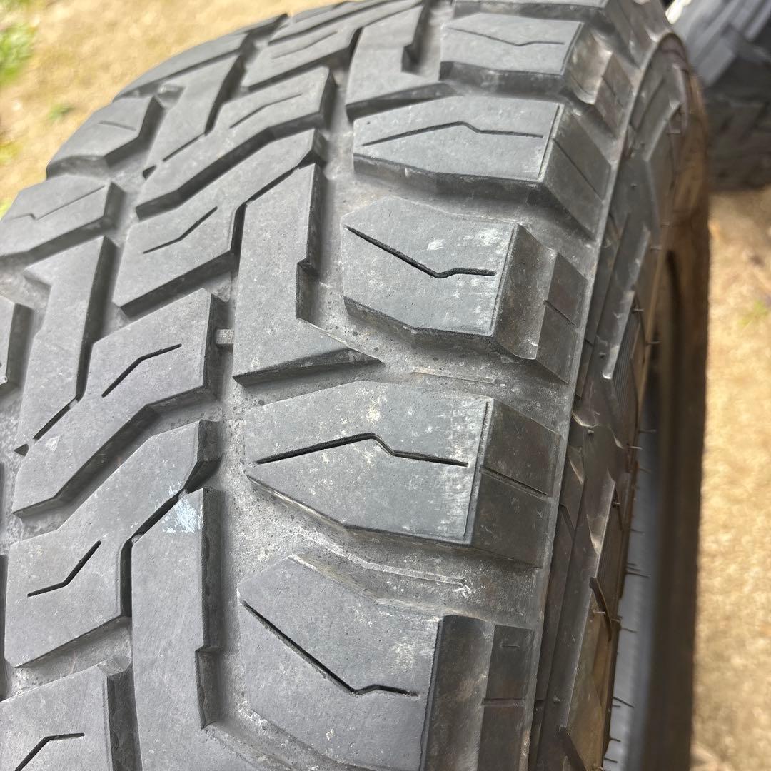 最終値下げ265/65r17 TOYOTIRES OPENCOUNTRY R/T