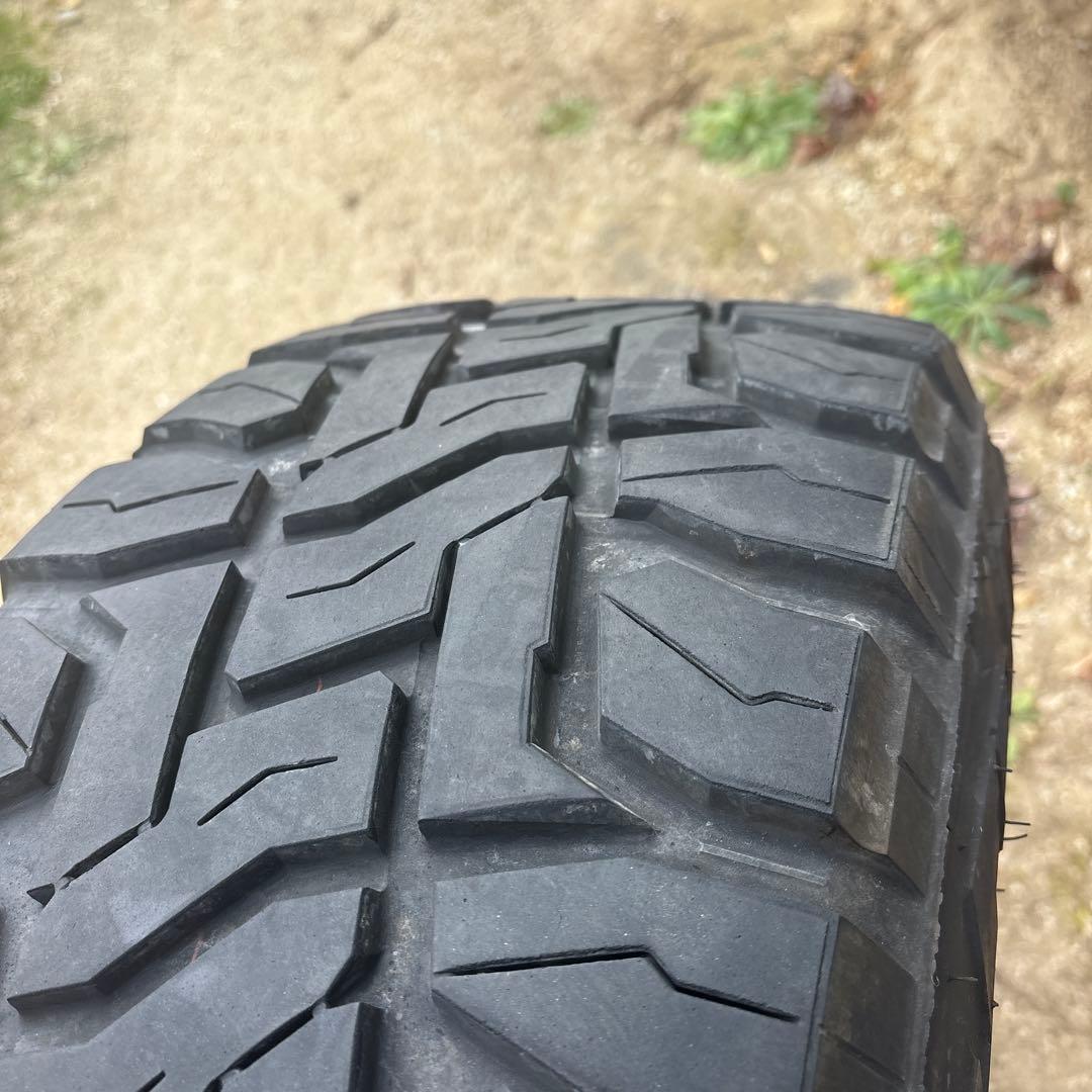 最終値下げ265/65r17 TOYOTIRES OPENCOUNTRY R/T