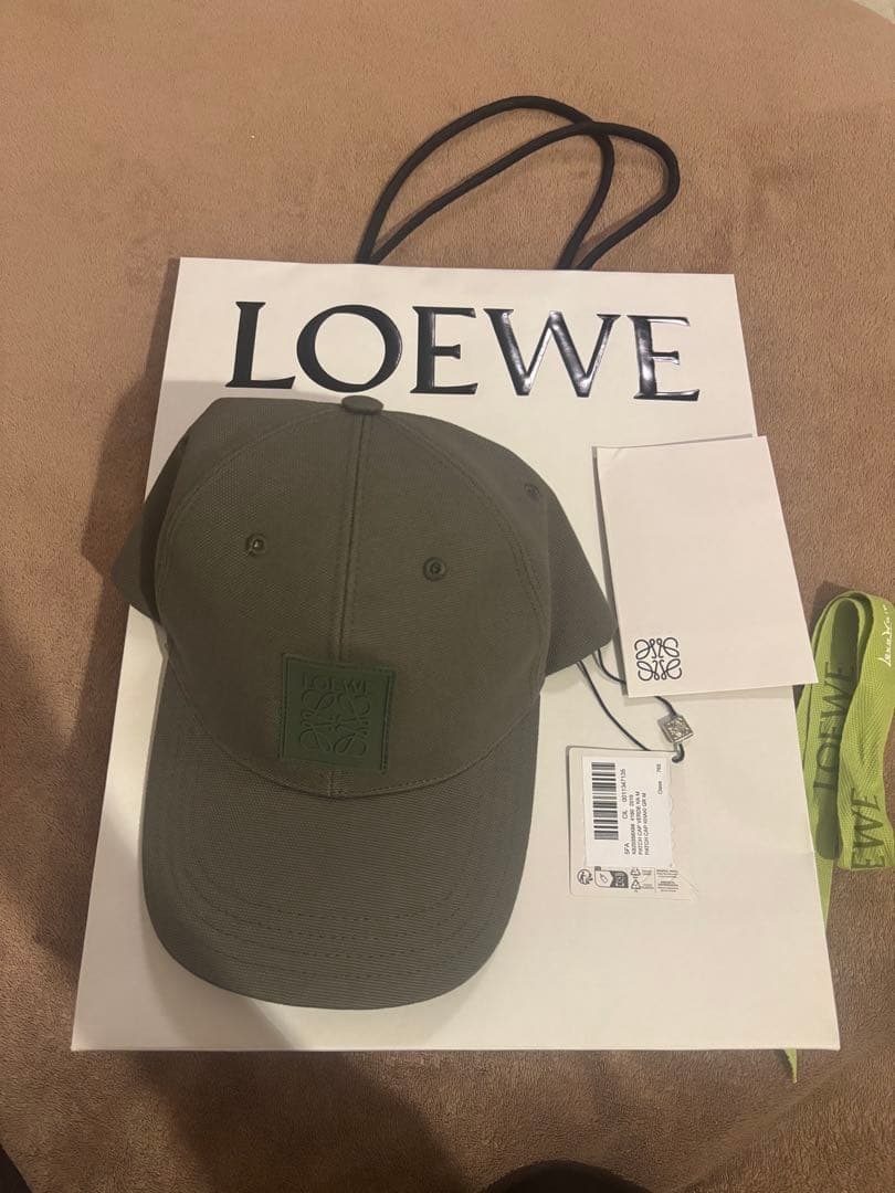 LOEWE ロエベ　ベースボールキャップ M 新品12/31まで値下げ