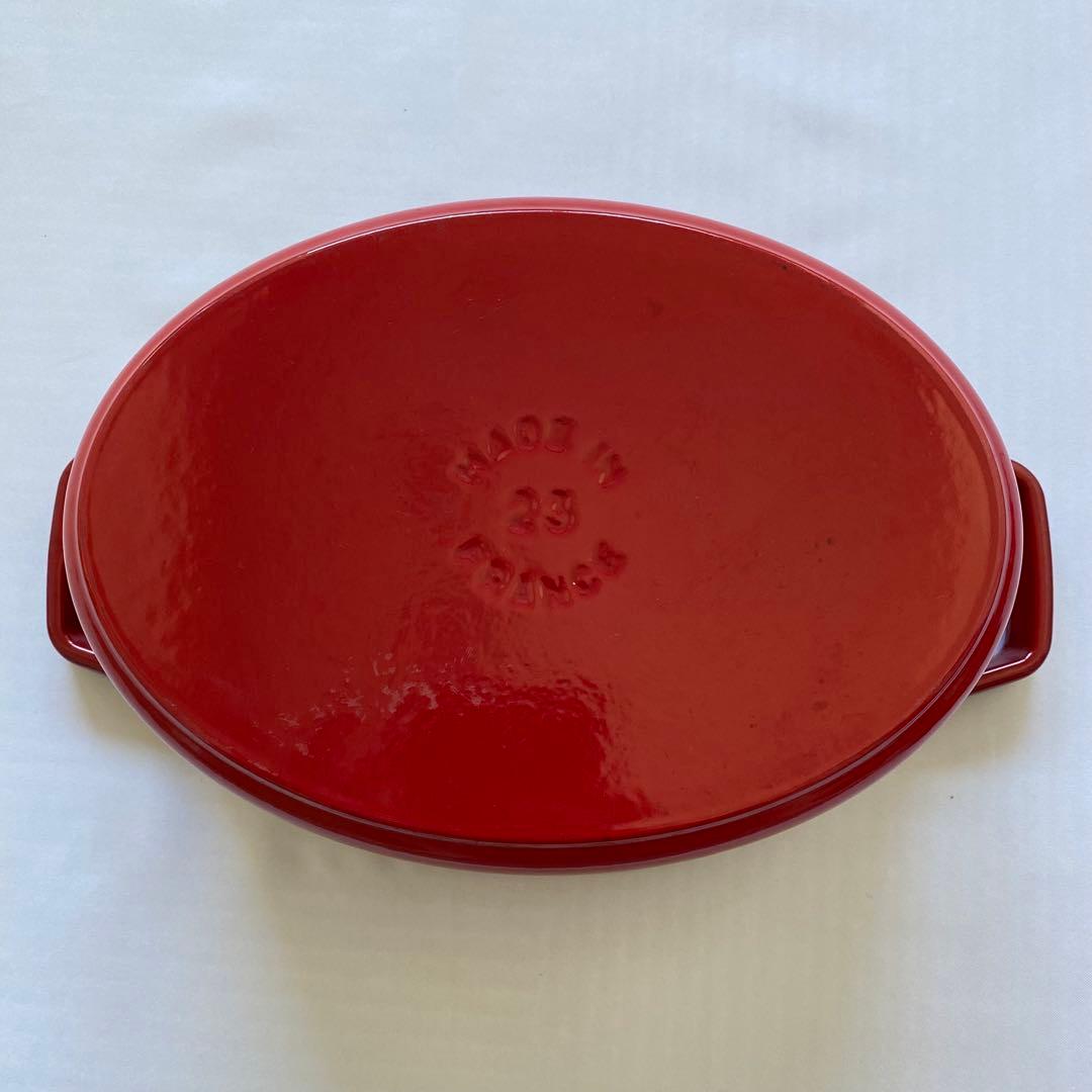 LA COCOTTE　STAUB　オーバル　楕円型　両手鍋　レッド　23cm