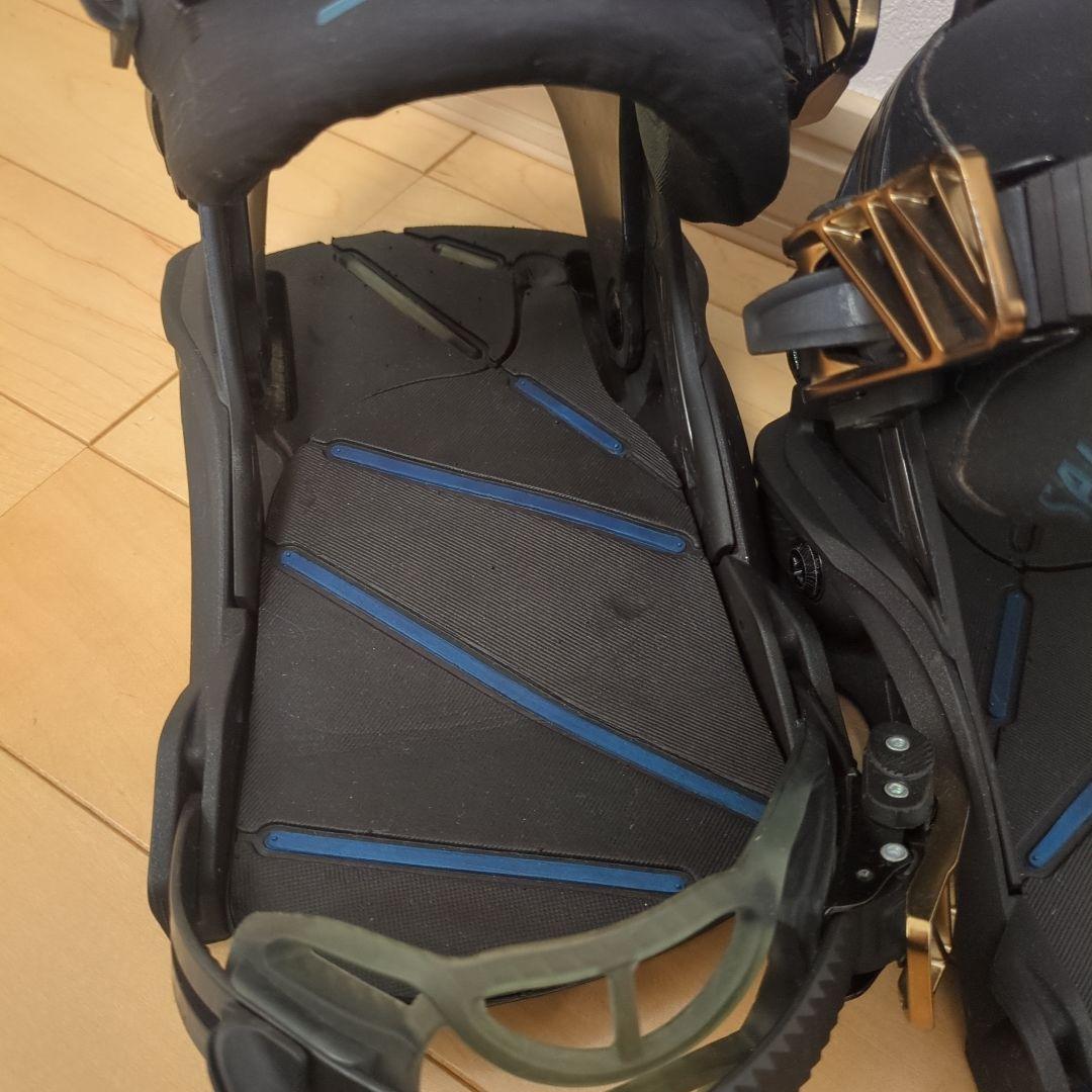 SALOMON HOLOGRAM SHADOW 16-17 Sサイズ