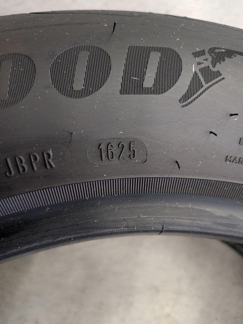 タイヤ・ホイール Goodyear assurance triplemax2 195/60r16