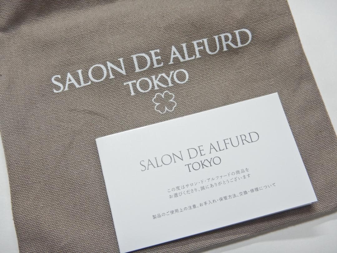 り*ん様 【未使用】サロンドアルファード ルクーチェ 二つ折り財布 ウォレット
