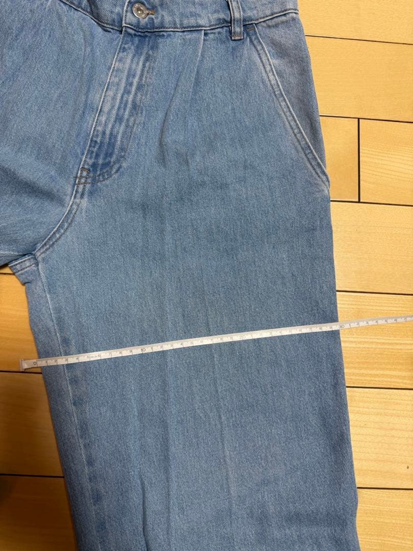 miu miu ライトブルーデニムパンツ