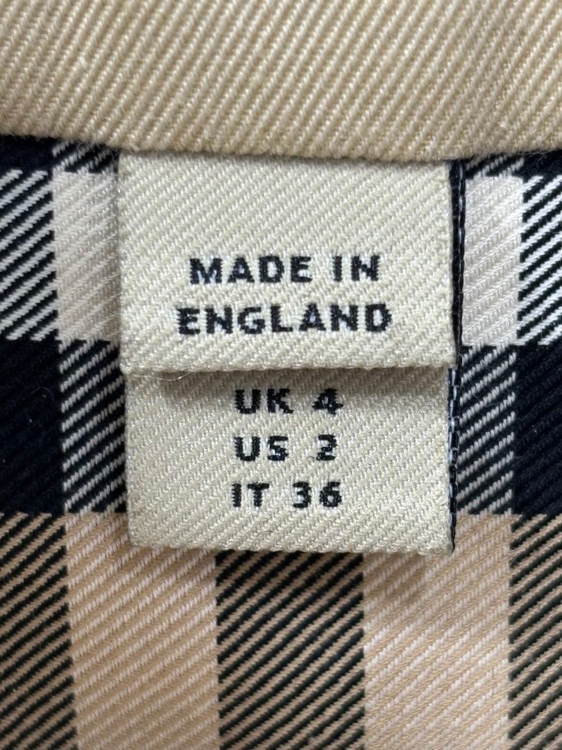 ☆バーバリー　ウォータールー　UK4　トレンチコート