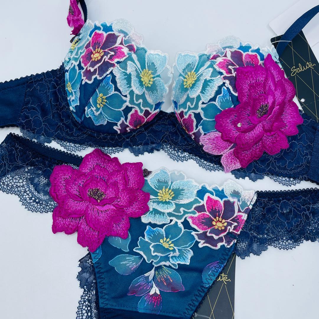 サルート/日本の花嫁　D65＆MソングショーKO　03